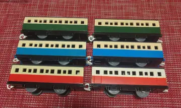 프라레일 토마스 급행 여객차 6량 세트 파랑 그린 빨간색