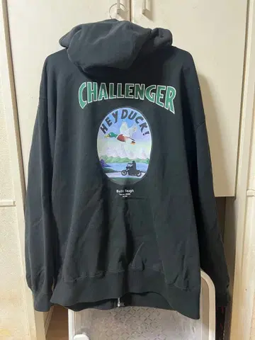 CHALLENGER HEY DUCK ZIP HOODIE 챌린저