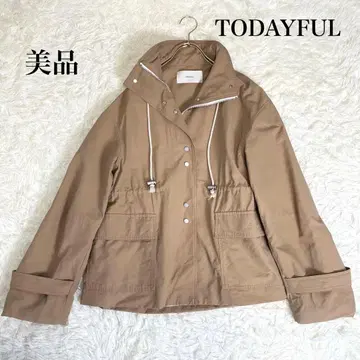 새상품급 투데이풀 마운틴 나일론 자켓 발수 베이지 36