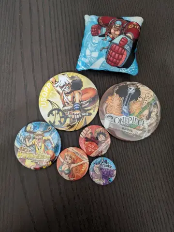 도쿄 원피스 타워 한정판 캔뱃지 7세트 쿠션 포함 ONE PIECE