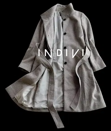 인디비 캐시미어 혼방 램스울 스탠드 카라 안감 블루 롱 코트