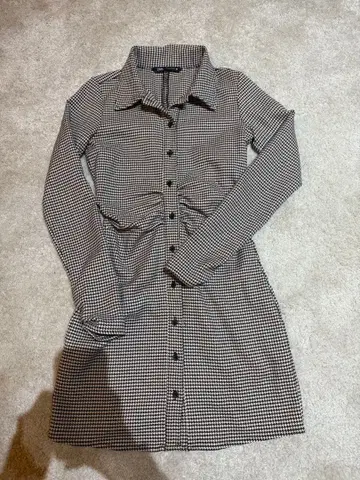 ZARA 체크 무늬 긴팔 원피스