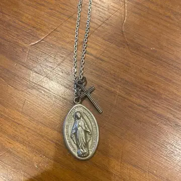 성모 마리아 십자가 목걸이