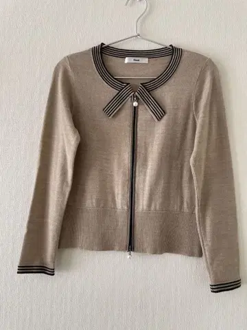 Ren 리본 포함 가디건 34 베이지