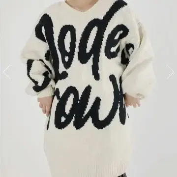 RODEO CROWNS 빅 로고 니트 스웨터