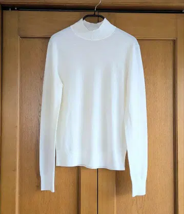 [ 미착용 ] Theory 띠어리 하이넥 니트