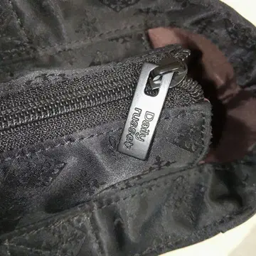 데일리 러셋 모노그램 패턴 빅 토트백