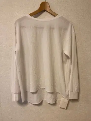 이에나 IENA 화이트 노카라 긴팔 블라우스