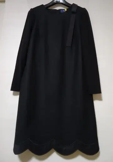 엠즈 그레이시 블랙 원피스 스캘럽 헴 38 사이즈