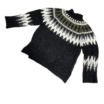 노르딕 니트 스웨터