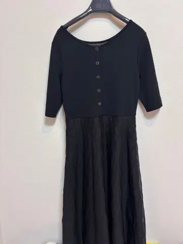 ANAYI 반팔 A라인 원피스 블랙 38