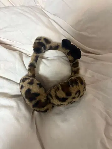 산리오 키티 귀도리