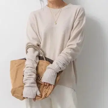 택 포함 새상품 23구 퓨어 캐시미어 크루넥 니트 38/M 베이지