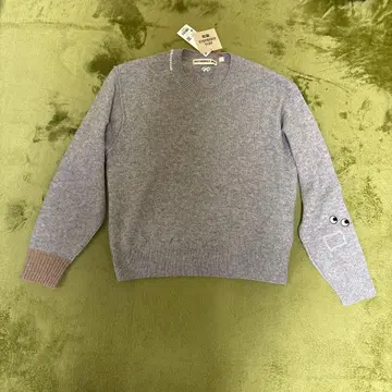 UNIQLO 유니클로 ANYA HINDMARCH 안야 힌드마치