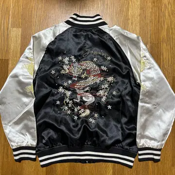 스카잔 용 벚꽃 자수 블랙 실버