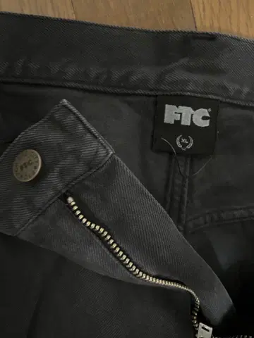 FTC OVERDYED DENIM PAINTER PANT 데님