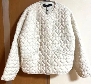 미사용 새상품 하트 퀼팅 자켓 L 사이즈