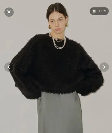 롱 슬리브 컬러 샤기 니트