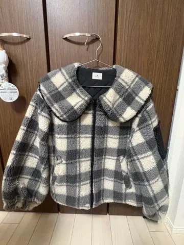 merry jenny 체크 무늬 보아 자켓