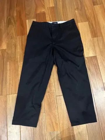 DESCENDANT 블랙 치노 팬츠