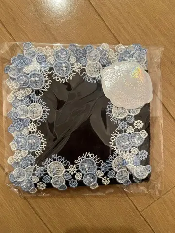 스노우맨 눈사람 손수건 긴자와 레이스