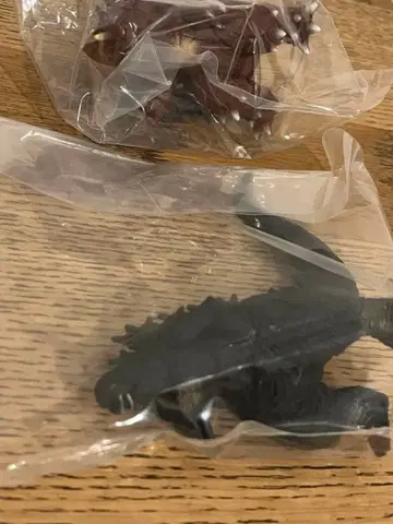 반다이 남코 고질라 진격대장 소프비 피규어 2종 세트