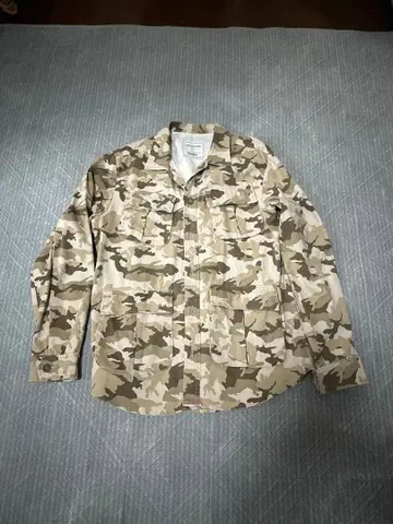 THE EDITOR 카모플라쥬 호랑이 패턴 자켓