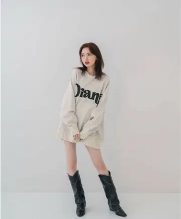 DIANTE FANCY LOGO OVER SWEAT TOPS