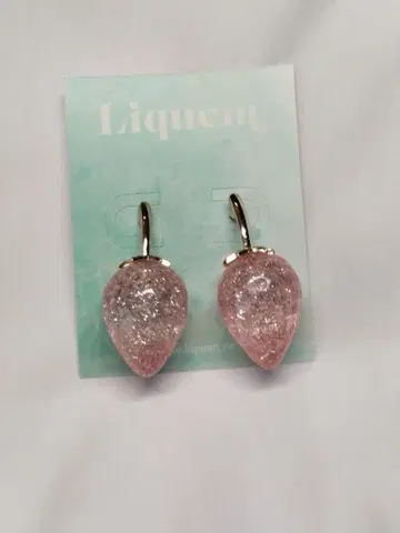 liquem 딸기 귀걸이 리큐엠