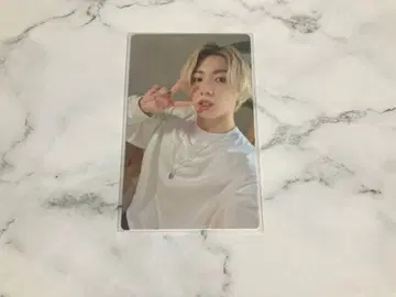 BTS BE M2U 럭키 드로우 트레이딩 카드 정국 국