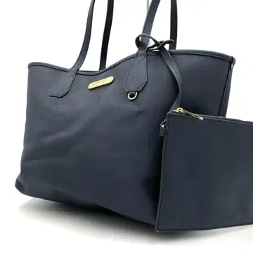 마이클코어스 토트백 파우치 포함 네이비 가죽 A4 수납 가능