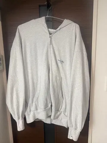 CAHLUMN 지퍼 후드티