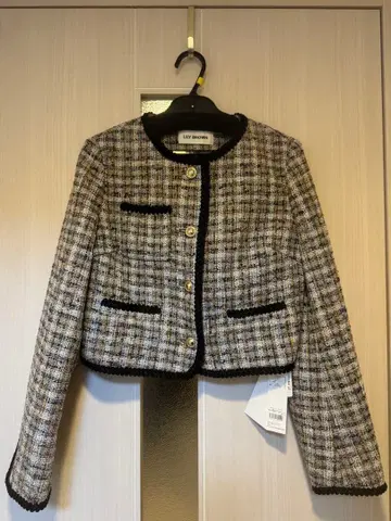 Lily Brown 트위드 자켓 숏 기장