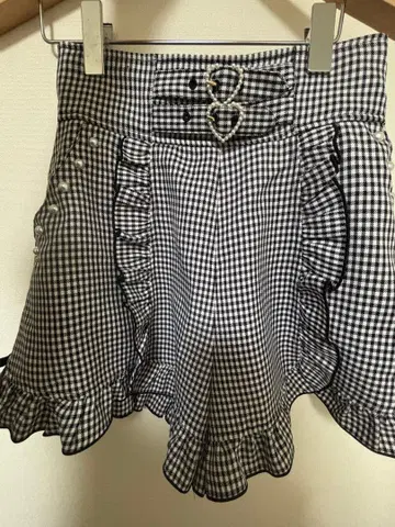 리즈리사 LIZLISA 프릴 숏팬츠