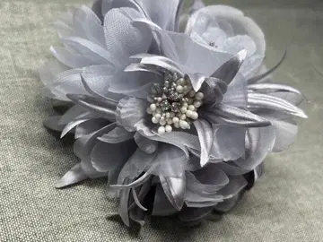 언타이틀의 코사지