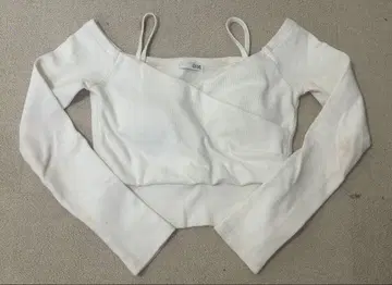 GYDA 긴팔 크롭 상의 F 사이즈 화이트