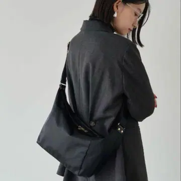 컨디션 최상 russet 슬링백