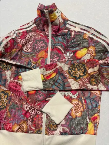 adidas 꽃무늬 저지