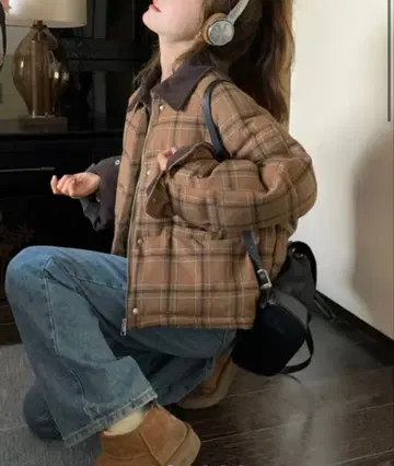브라운 계열 체크 자켓 S 사이즈
