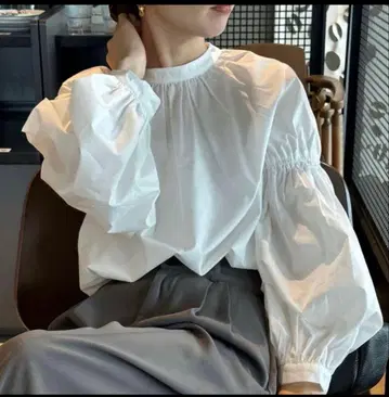 selectMOCA 셀렉트모카 볼륨 개더 블라우스 프리