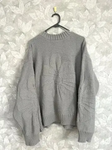 ABITOKYO*꽃무늬 니트 스웨터