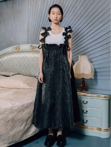 [ 새상품급 ] bibiy. MIMI RIBBON SKIRT black