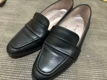 블랙 가죽 로퍼