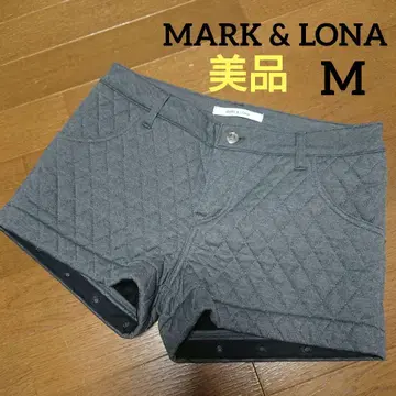 새상품급 마크&로나 퀼팅 원단 겨울용 숏팬츠 사이즈 M
