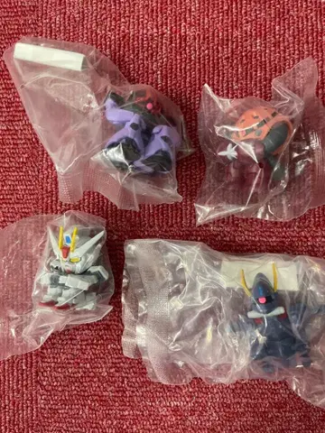 기다림 돔 샤아즈 고바쿠 스트라이크 x 2 샤아 자쿠 구프 프리덤