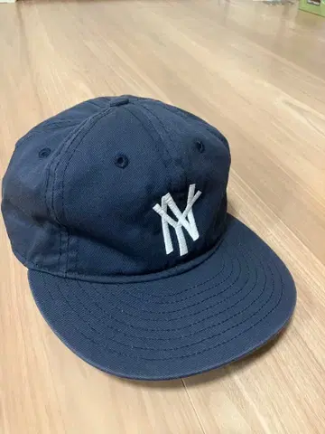 EBBETS FIELD 에베츠필드 뉴욕맘모스
