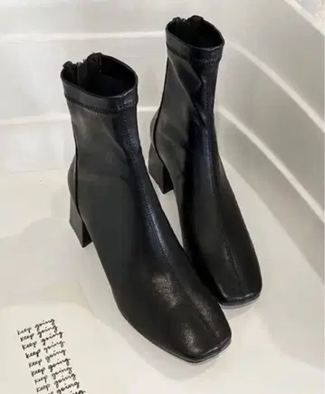 스퀘어토 숏부츠