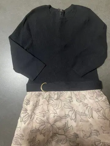 블랙 7부 소매 니트 원피스 꽃무늬 스커트