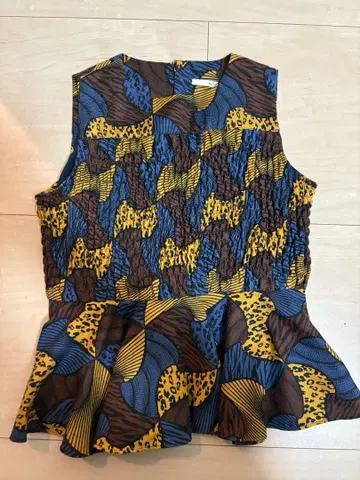 mecre 아프리칸 바틱 셔링 블라우스
