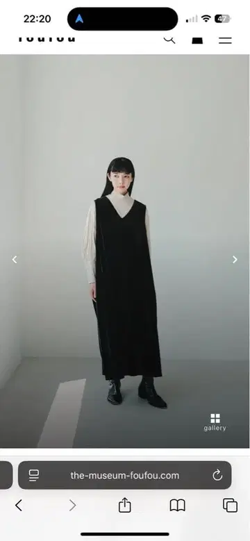 foufou no-sleeve velour one piece